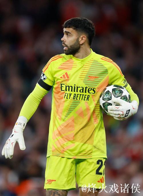 近10年欧冠门将零封率：拉亚54%第1，布冯47%第2